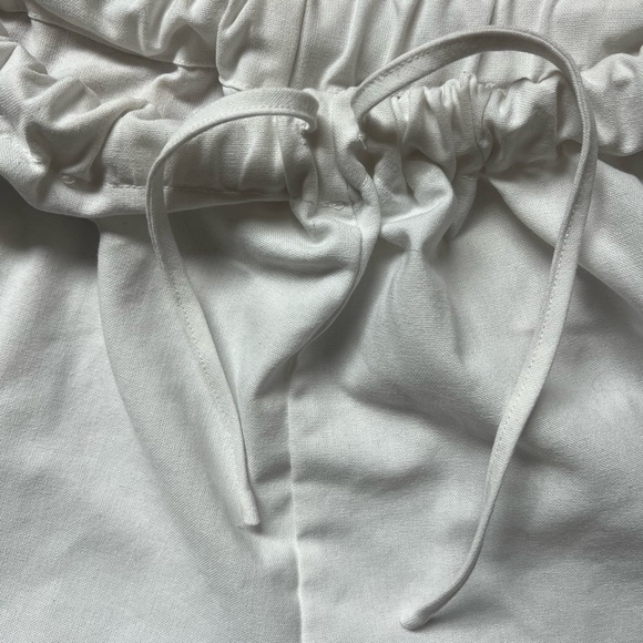 Commense White Ruffle Drawstring Shorts - Picture 3 of 4